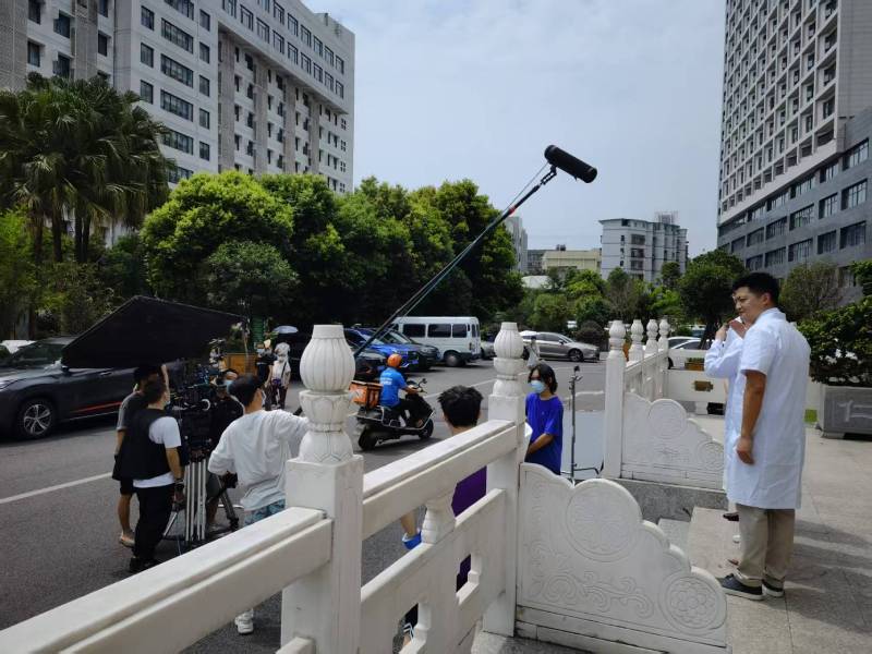 思南县广告片拍摄公司低成本实现高规格制作的诀窍